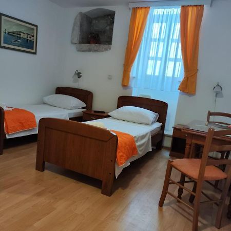 Maja Apartments Trogir Buitenkant foto